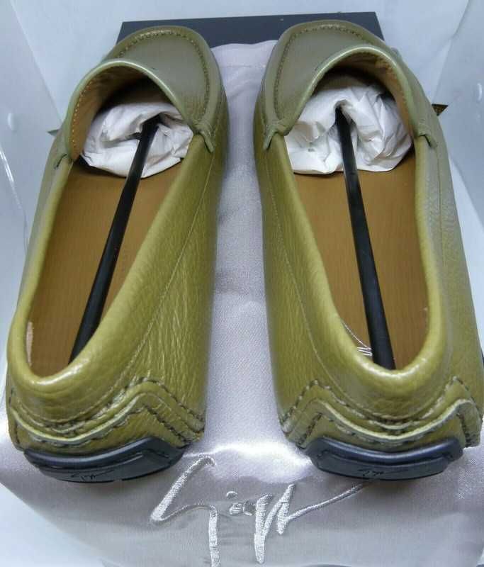 Sapatos novos italianos Giuseppe Zanotti 40