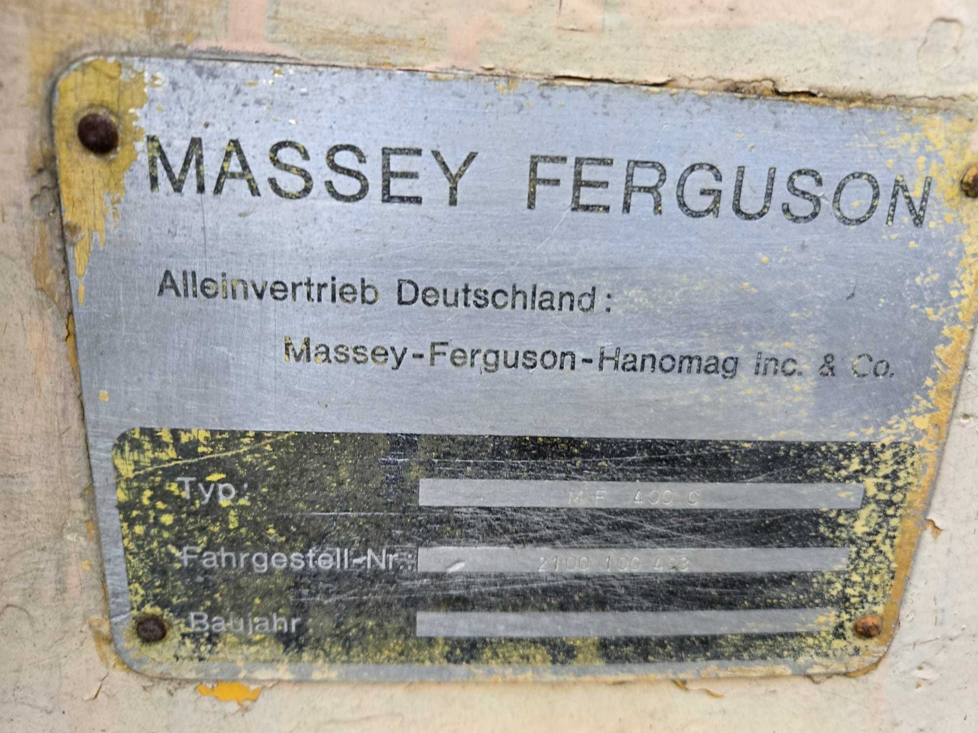 Ładowarka gąsienicowa Massey Ferguson