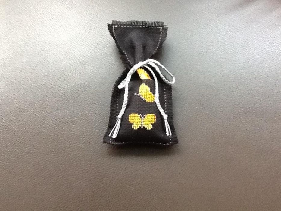 Sacos para sabonete perfumado bordado
