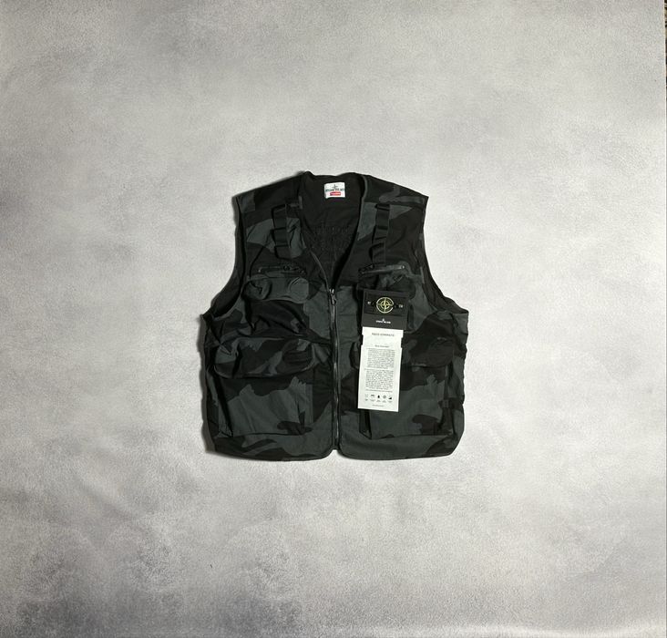 Жилетка Stone Island X Supreme