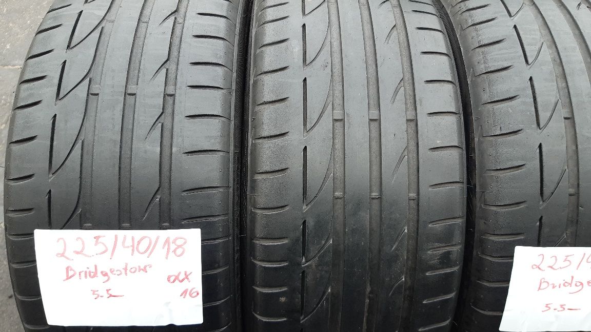 Opony Letnie 225÷40÷18÷.BRIDGESTONE.Cena 580 zł za KOMPLET-4 sztuki.