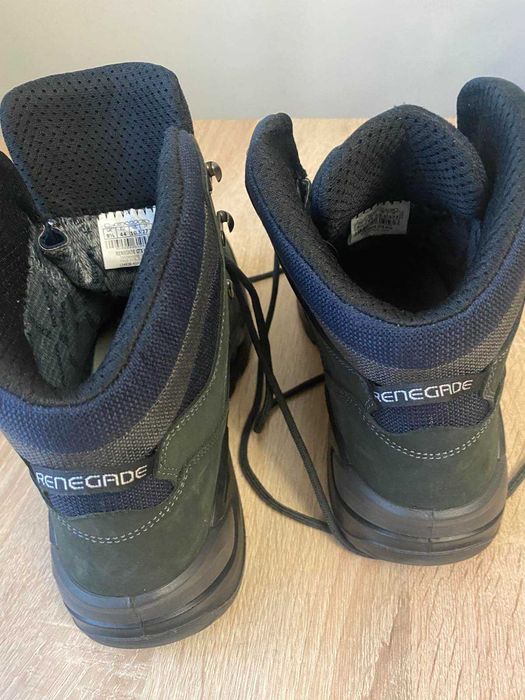 НОВІ черевики LOWA