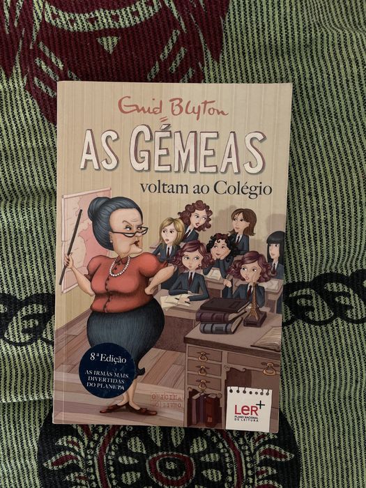 livros As Gémeas + Colégio das Quatro Torres