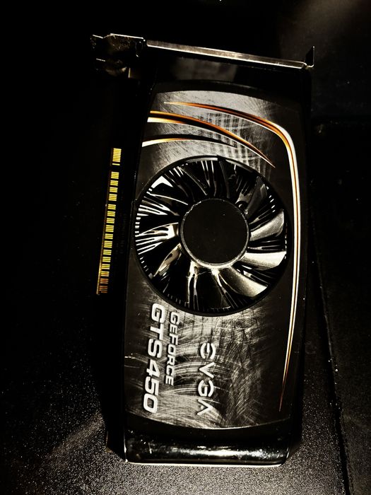 Karta graficzna EVGA GeForce GTS 450 1GB GDDR5 – sprawna i czysta