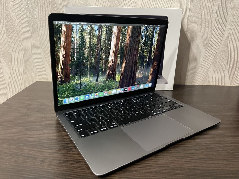 MacBook Air 13” 2020 (Intel i7 / 16GB / 512GB SSD)