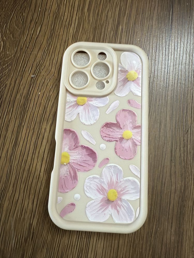 Nowy case iPhone 16 Pro