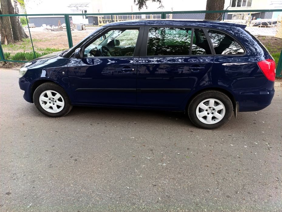 Фабія 2 в гарному стані