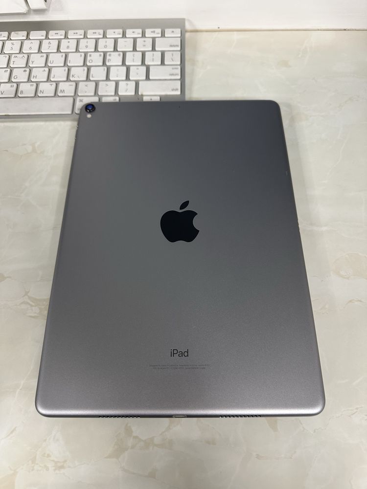 iPad Pro 10.5 64Gb Space WiFi 120Hz 100% Оригінальна АКБ, Стан Нового!