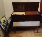 Radiola retro- radio+gramofon