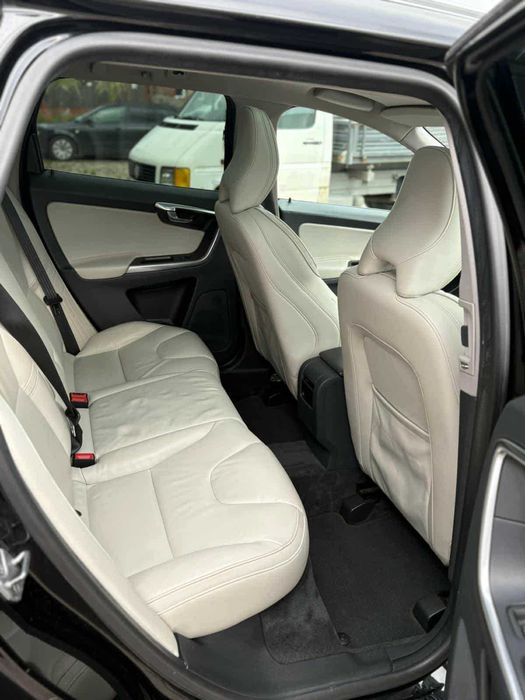 Volvo XC 60 2.4D POLESTAR Salonowy Polska