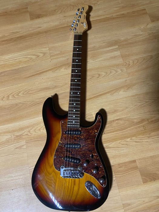 G&L S500 Tribute Stratocaster