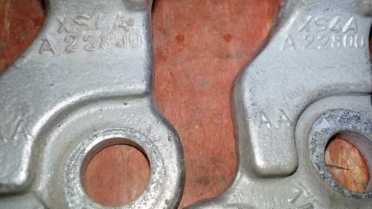 Завіси задні передні верхні нижні петлі Фокус Focus Мк1