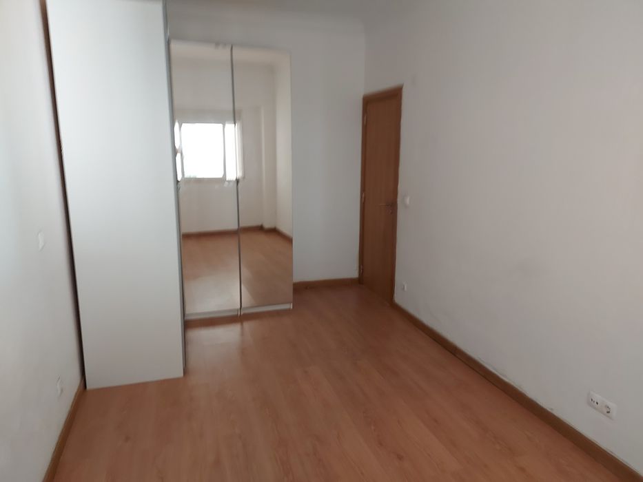 Apartamento em Alvalade
