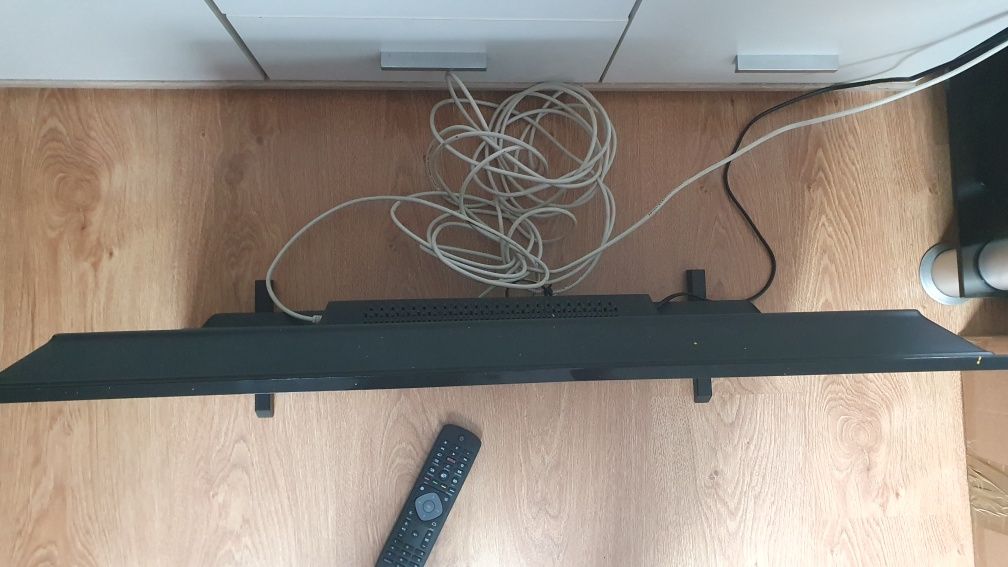Telewizor Philips 32 cale dvbt 2 z pilotem