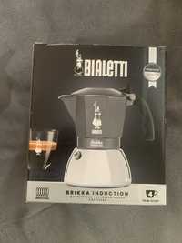 Кофеварка гейзерная Bialetti BRIKKA INDUCTION