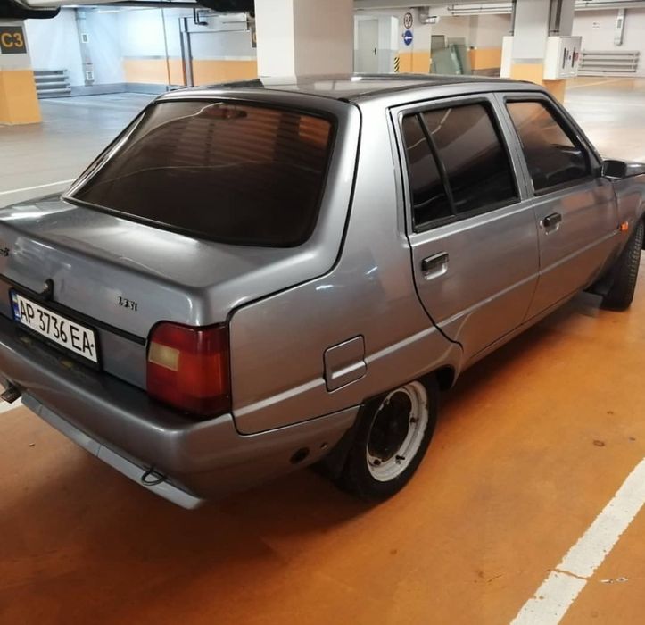 Авторазборка запчасти ЗАЗ 1102 таврия славута дана сенс розборка шрот