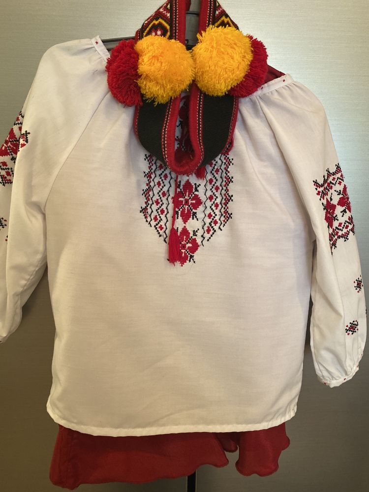 Полный комплект Украинский костюм, на 6 лет