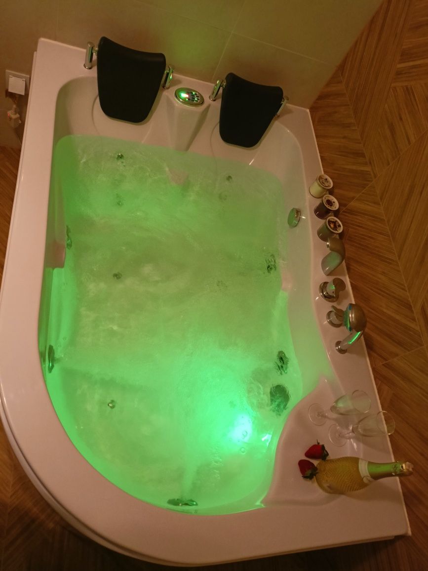 Apartament z sauna i jacuzzi