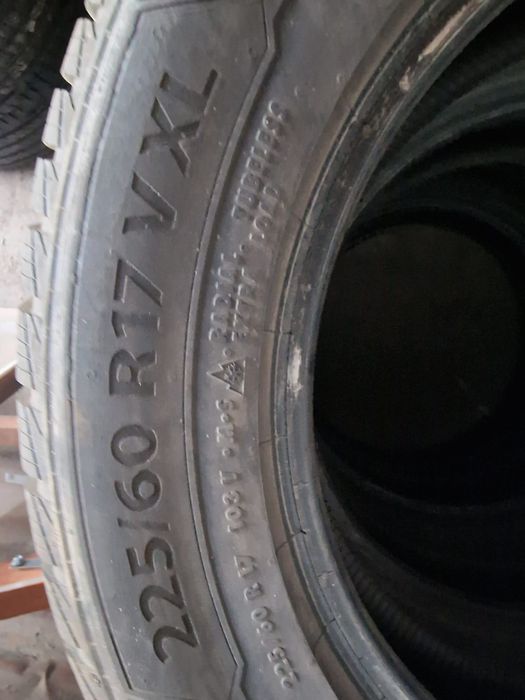 Opony zimowe 4szt Barum Polaris 5 225/60/17 V XL dot. 2321