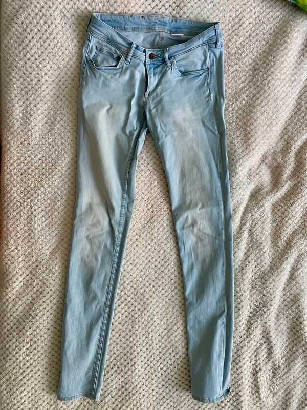 H&M rurki skinny jeans r. 28/34 (M)