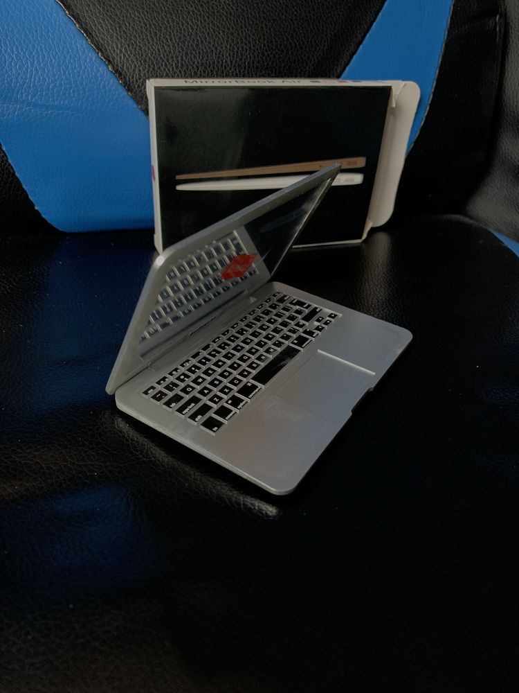 Lusterko Laptop MacBook Apple