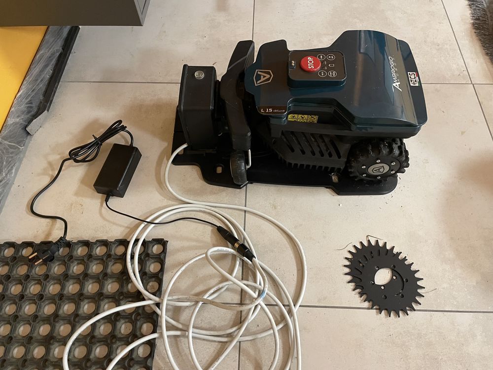 Robot koszący Ambrogio L15 Deluxe