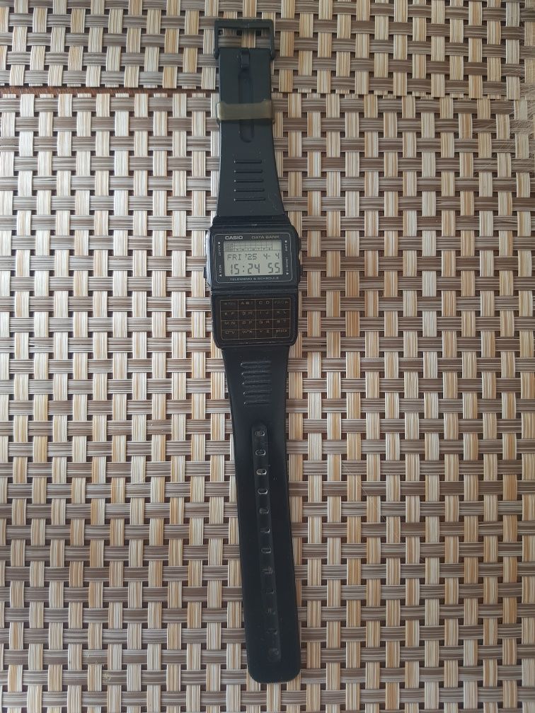 Zegarek Casio 676 DBC-61 z czasów PRL