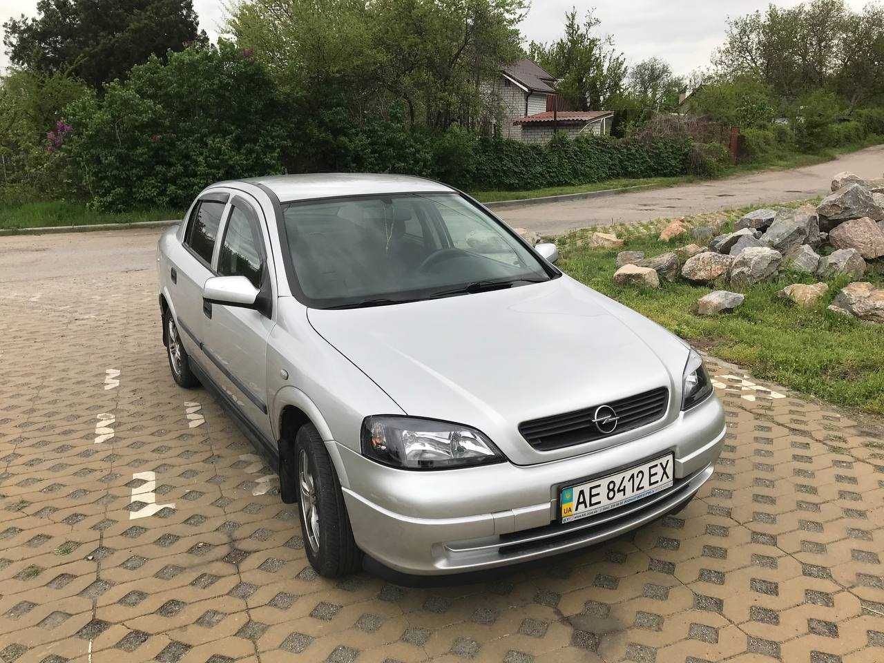 Продам Opel 2003 г. випуску