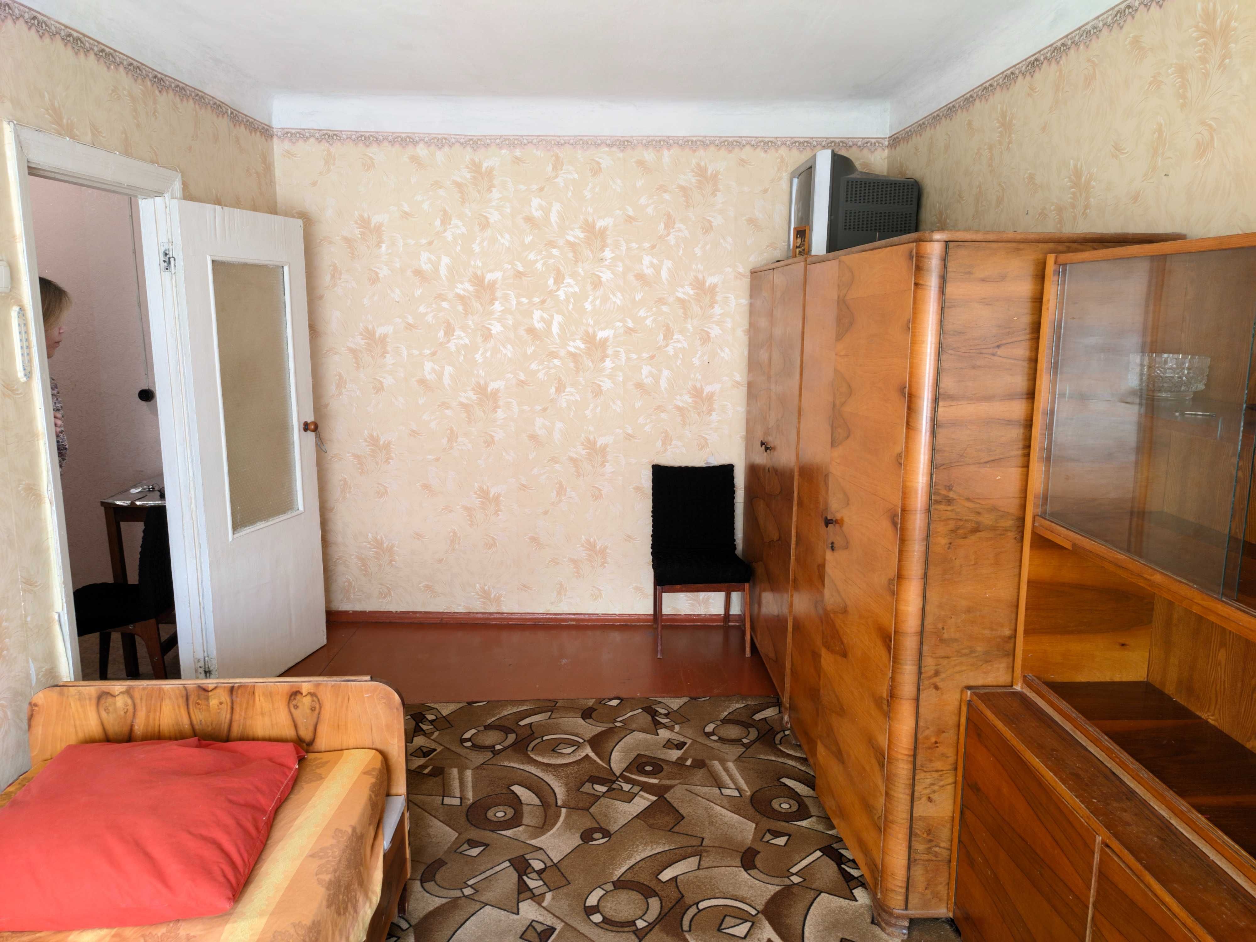 Однокімнатна квартира (31кВ, 2й поверх, вул.Гоголя, 72)