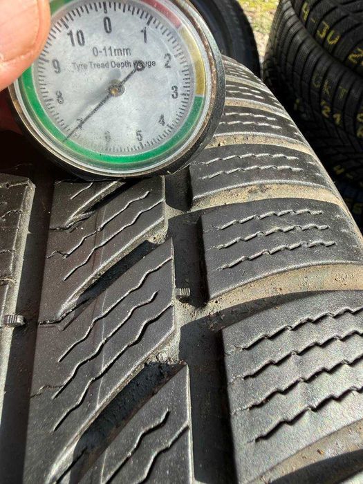 Шини Б/У 255/50 R19 Continental