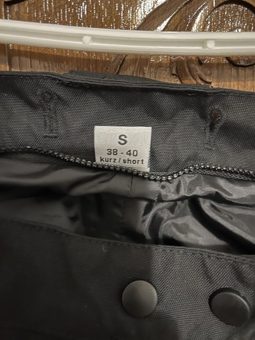 Calças para moto marca Road