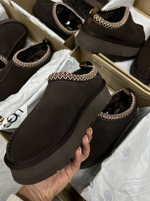 UGG tazz коричневий колір без коробки угги