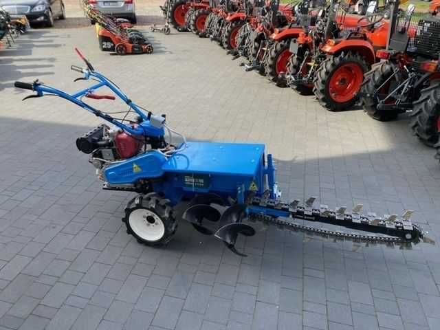 Mocna Koparka łańcuchowa z napędem na koła Diesel SRLT-70 Master 70cm