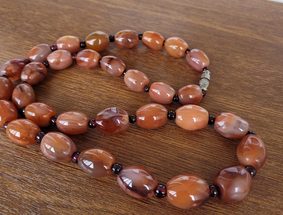 Бусы из натурального сердолика