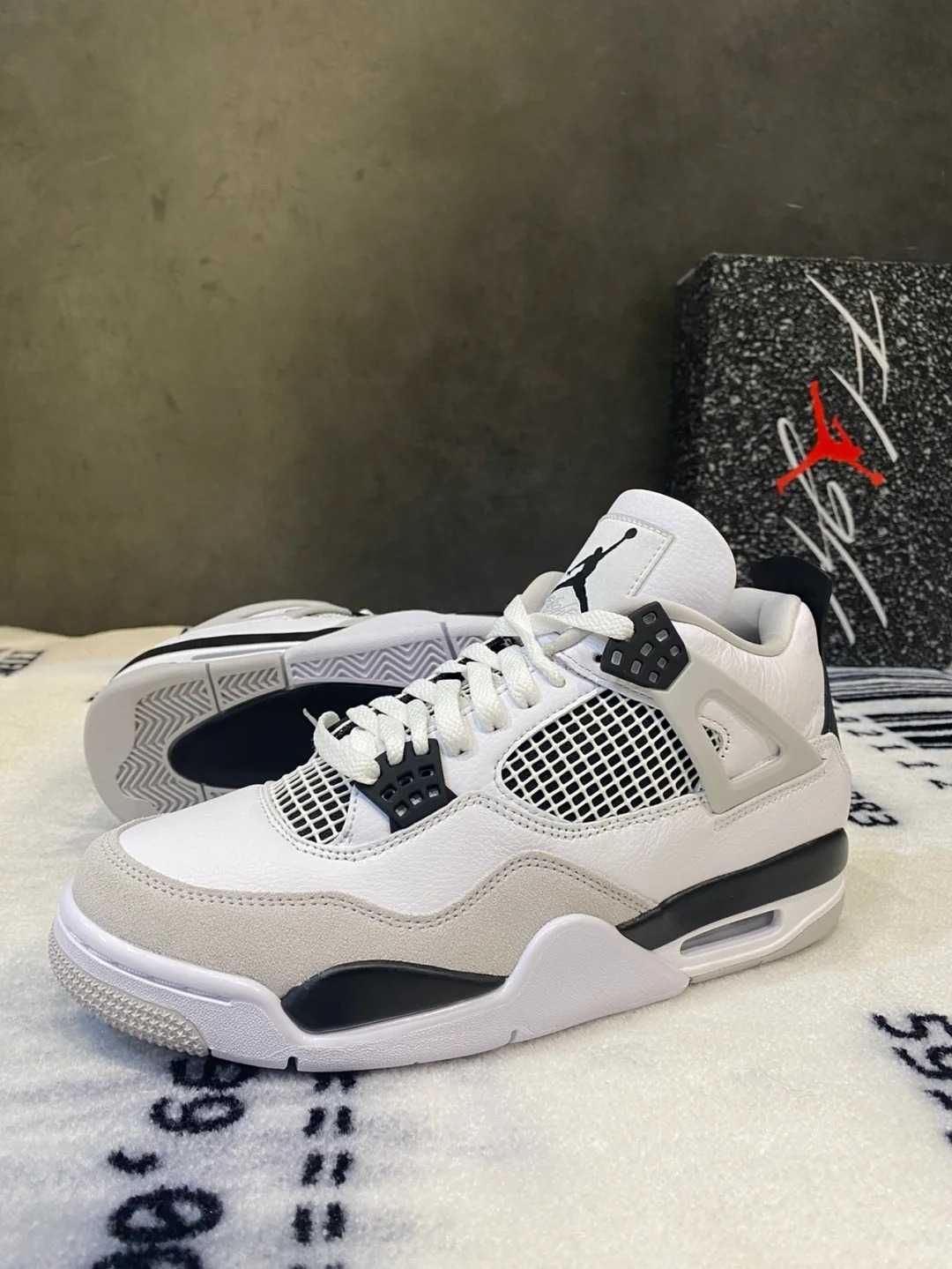 Jordan 4 Retro Wojskowy Czarny Eu 40