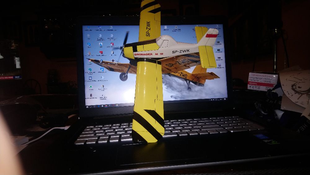 Model blokowy PZL M18 dromader 1:42 , unikatowy egzemplarz.Piękny