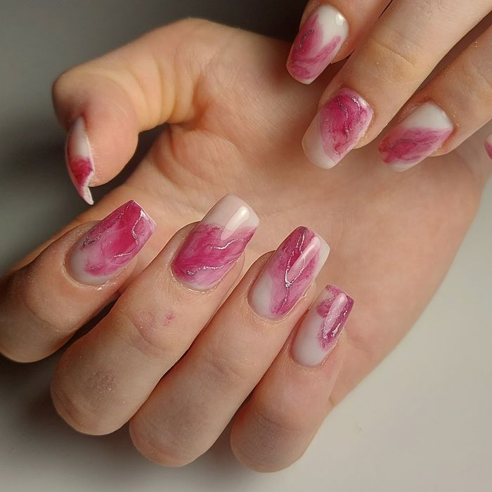 Paznokcie szybki termin