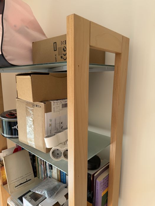 Mesa e estante escritorio vidro