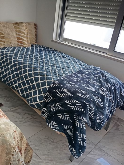 Cama com colchão