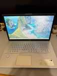 Asus VivoBook 17