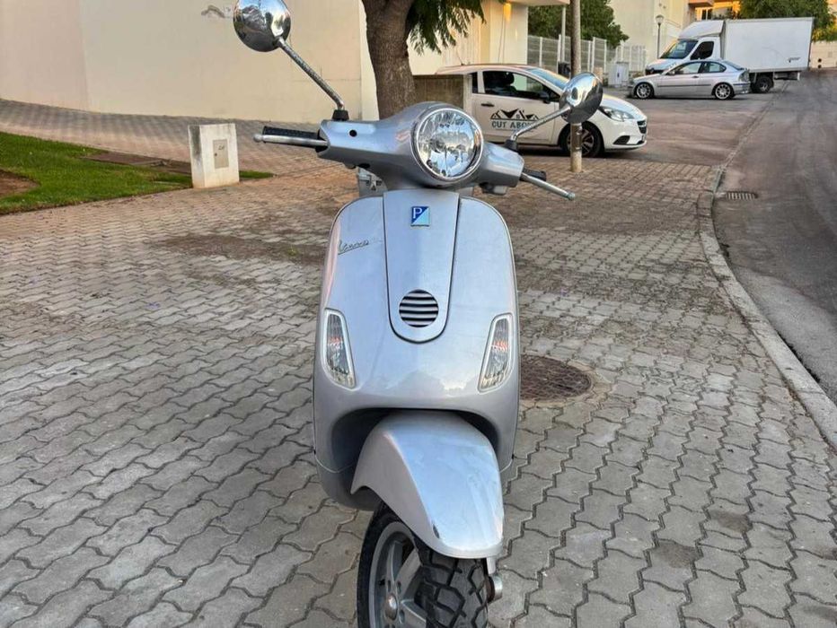 Vespa LX PIAGGIO 50-4T