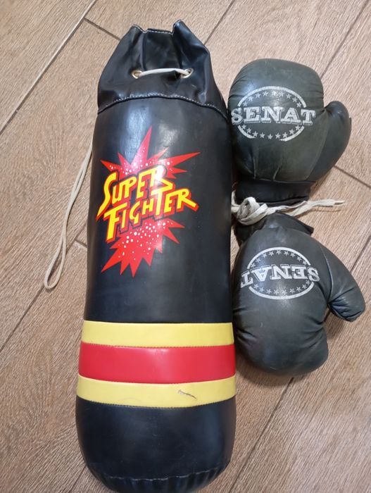 Дитяча боксерська груша рукавиці