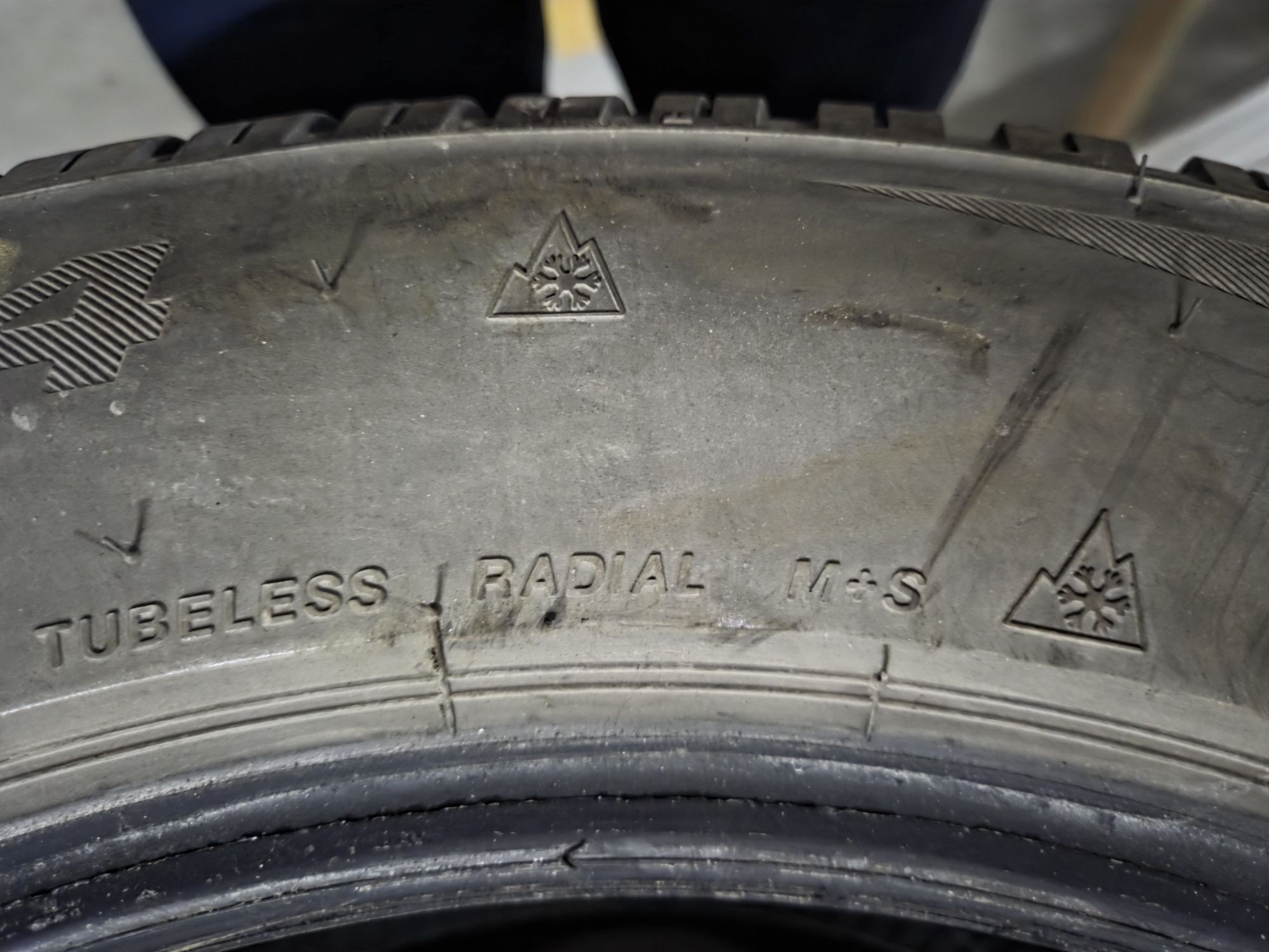 Opony 225/60 R17