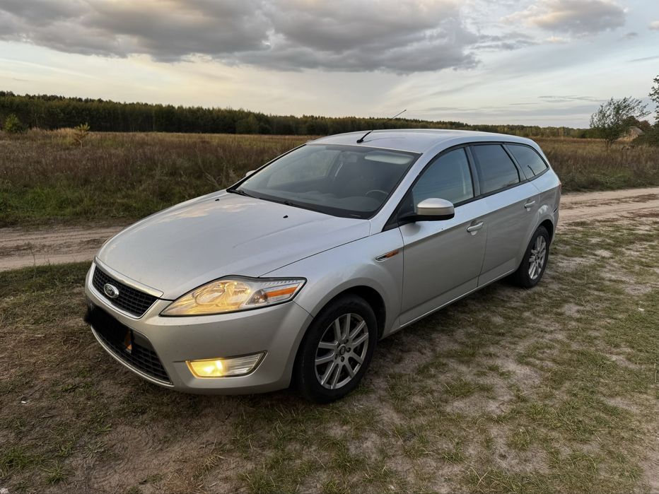 Ford Mondeo 2010рік 2.0 дизель