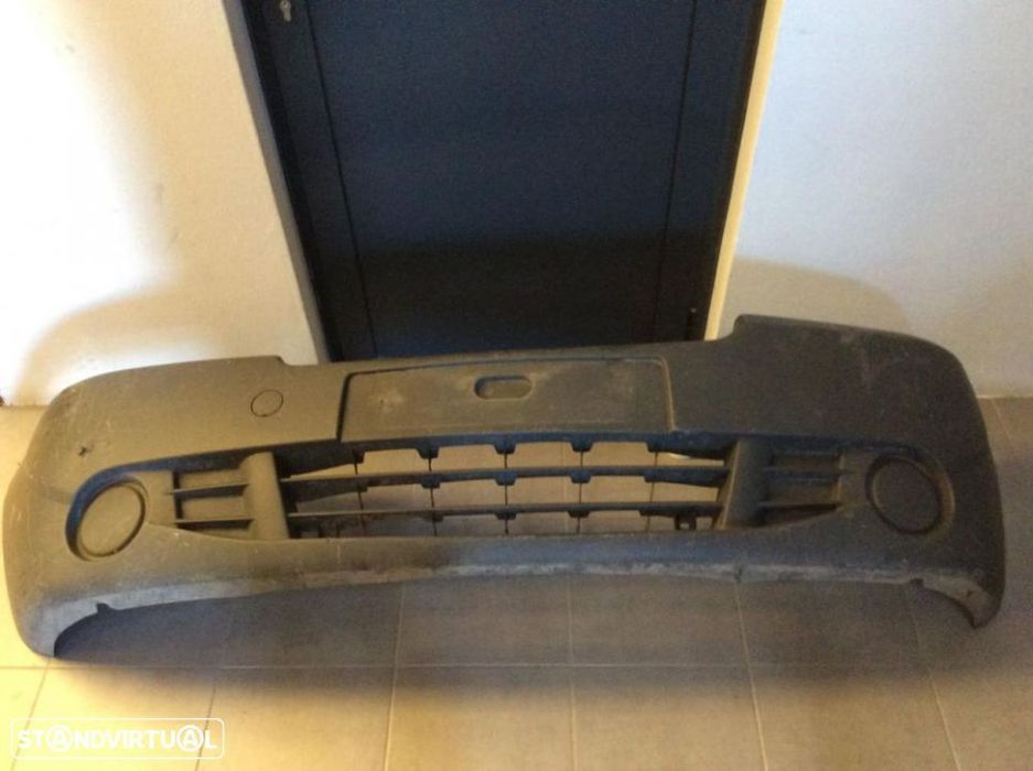 Parachoque renault trafic