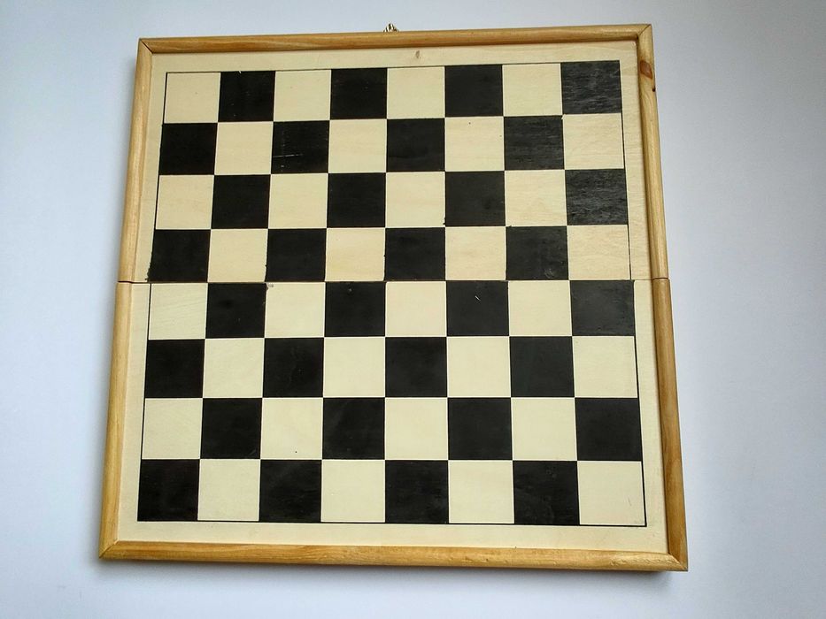 Шахи Шахмати Нарди Шашки 3 in 1 велика дошка 42х42 см