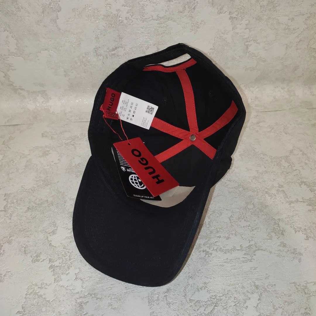 Бавовняна кепка HUGO BOSS з червоним логотипом