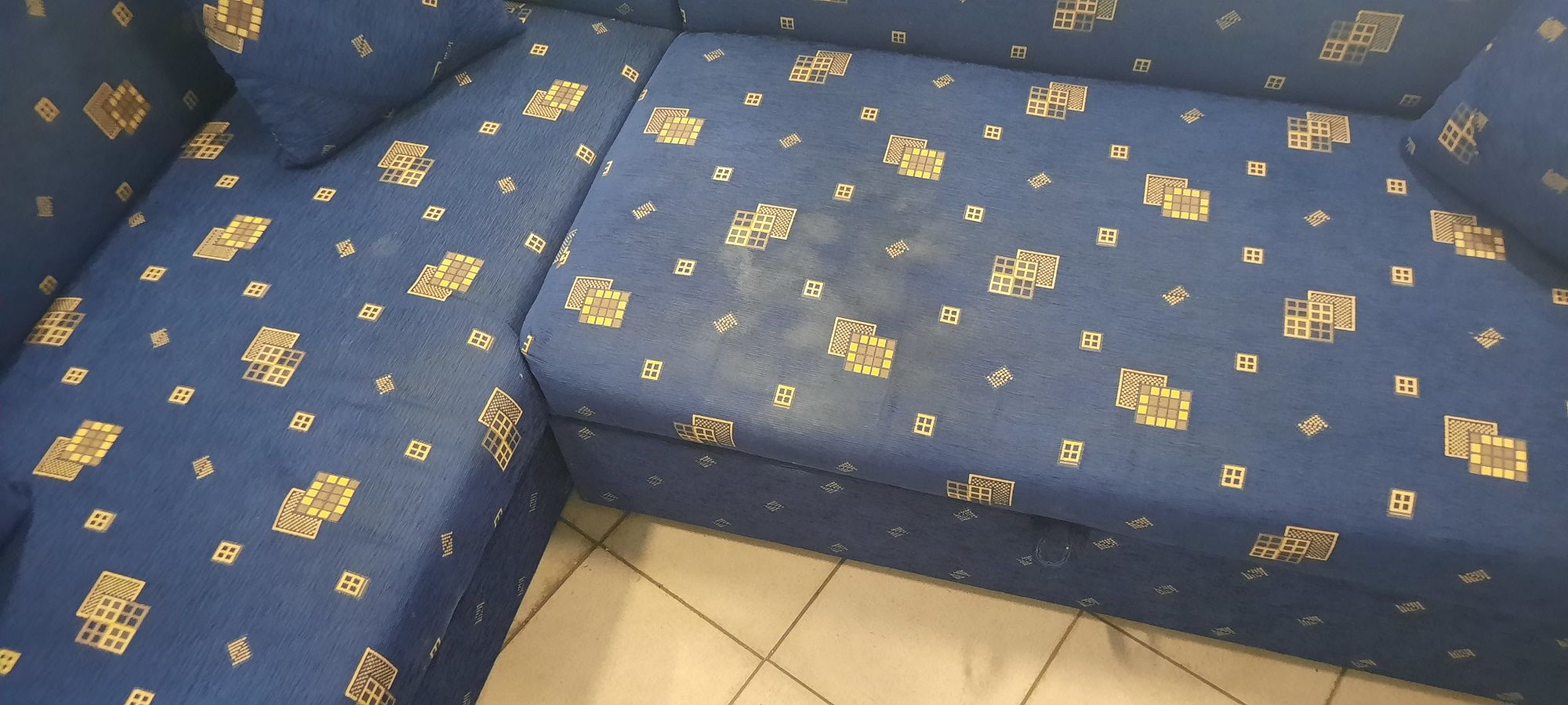 Narożnik w bardzo dobrym stanie