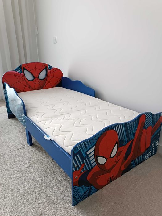 Cama homem aranha