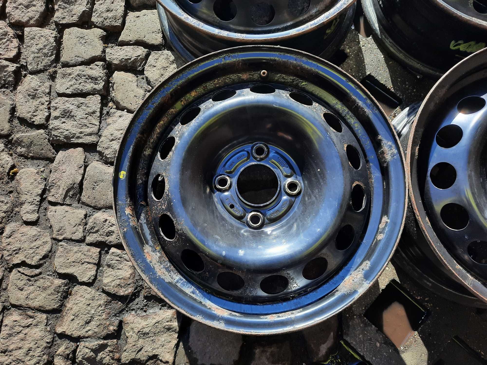 Oryginalne felgi stalowe z czujnikami FORD 15" 4x108 EcoSport B-MAX